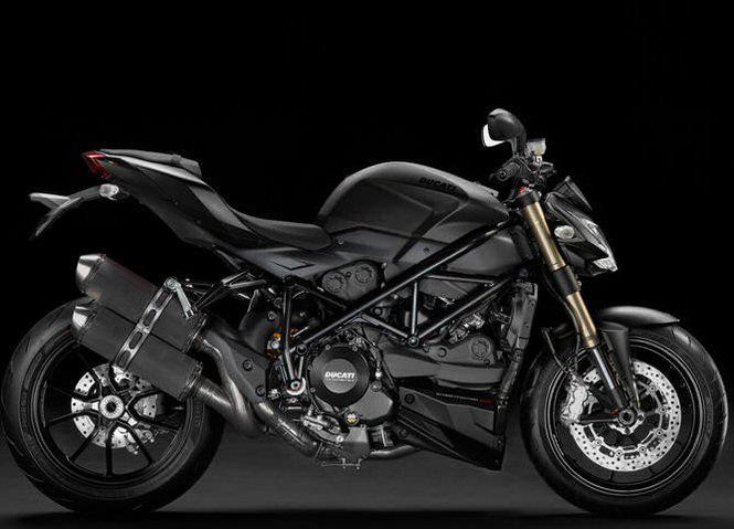 Eicma 2011 Ducati Streetfighter 848 Dark Stealth Cafe Racer Di Serie Motociclisti Blog Passione Per La Velocita
